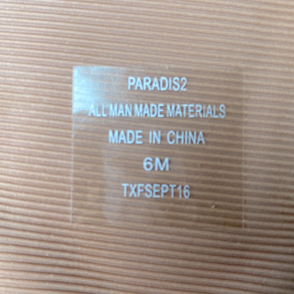 UNIONBAY Women’s Sz6 White Pleather Flip Flops - Picture 6 of 7